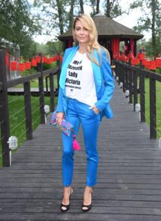 Malgorzata Rozenek feet photo thumbnail
