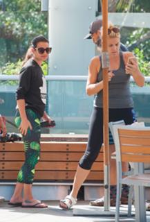 Lea Michele feet photo thumbnail