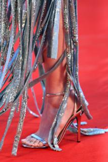 Emma Stone feet photo thumbnail