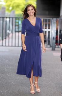 Melanie Sykes feet photo thumbnail