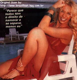 Adriane Galisteu feet photo thumbnail