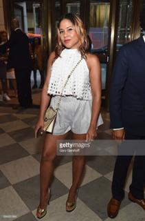 Angela Yee feet photo thumbnail