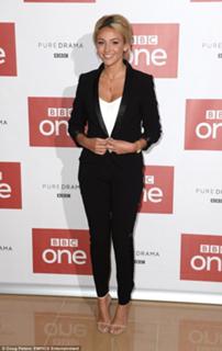 Michelle Keegan feet photo thumbnail