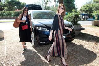 Emma Stone feet photo thumbnail