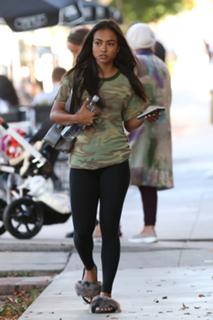 Karrueche Tran feet photo thumbnail