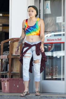 Paris Jackson feet photo thumbnail