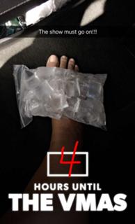 Ashley Graham feet photo thumbnail