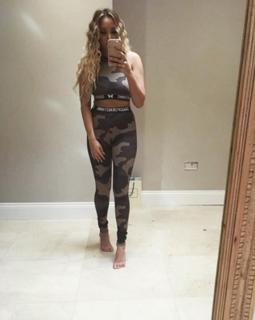 Charlotte Crosby feet photo thumbnail