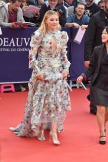 Chloë Grace Moretz feet photo thumbnail