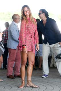 Kelly Bensimon feet photo thumbnail