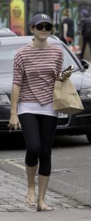 Emma Watson feet photo thumbnail