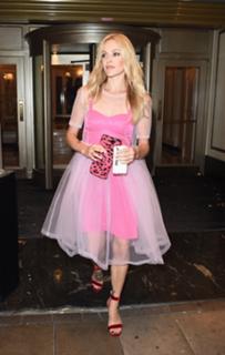 Fearne Cotton feet photo thumbnail