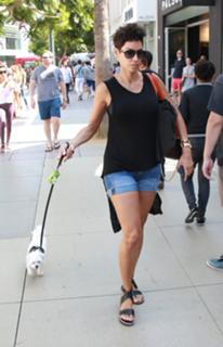 Nicole Murphy feet photo thumbnail