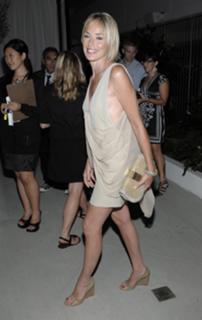 Sharon Stone feet photo thumbnail
