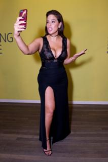Ashley Graham feet photo thumbnail