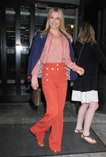 Ali Larter feet photo thumbnail