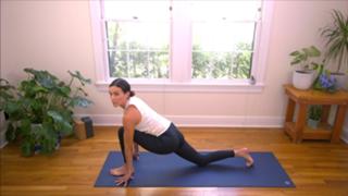 Adriene Mishler feet photo thumbnail