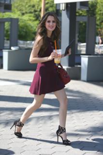 Laura Marano feet photo thumbnail