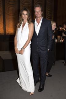 Cindy Crawford feet photo thumbnail