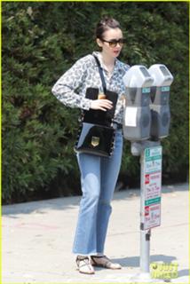 Lily Collins feet photo thumbnail