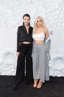 Kylie Jenner feet photo thumbnail