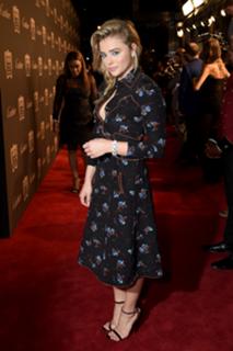 Chloë Grace Moretz feet photo thumbnail