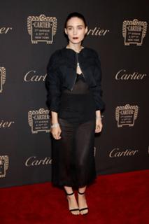 Rooney Mara feet photo thumbnail