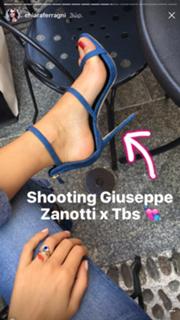Chiara Ferragni feet photo thumbnail
