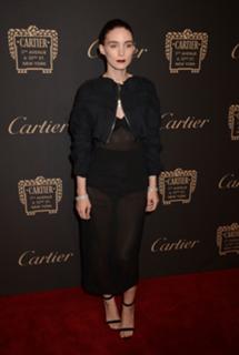 Rooney Mara feet photo thumbnail