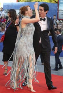Emma Stone feet photo thumbnail