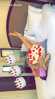 Brooke Burke feet photo thumbnail