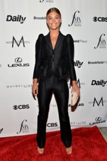 Nina Agdal feet photo thumbnail