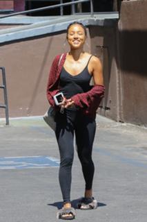 Karrueche Tran feet photo thumbnail