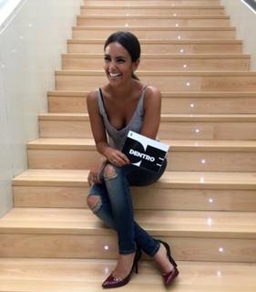 Cristina Pedroche feet photo thumbnail