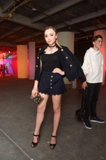 Peyton List feet photo thumbnail