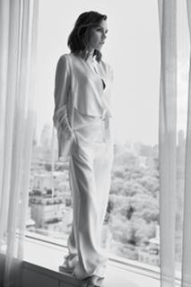 Victoria Beckham feet photo thumbnail
