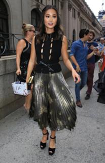Jamie Chung feet photo thumbnail