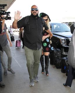 Kesha feet photo thumbnail