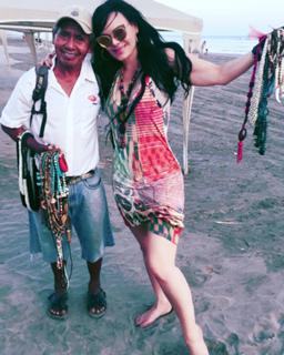 Maribel Guardia feet photo thumbnail