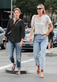 Maria Sharapova feet photo thumbnail