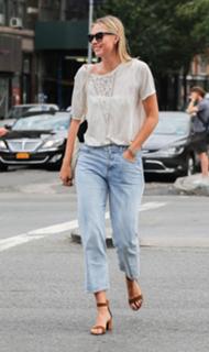 Maria Sharapova feet photo thumbnail