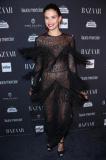 Sara Sampaio feet photo thumbnail