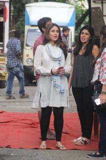 Kareena Kapoor feet photo thumbnail