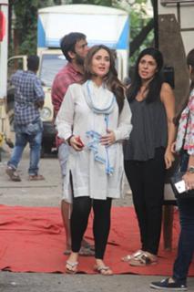 Kareena Kapoor feet photo thumbnail