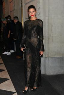 Sara Sampaio feet photo thumbnail