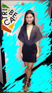Victoria Justice feet photo thumbnail