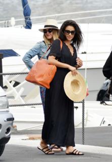 Shay Mitchell feet photo thumbnail