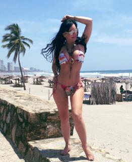 Maribel Guardia feet photo thumbnail