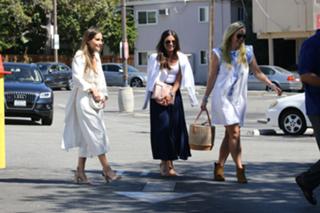 Lea Michele feet photo thumbnail