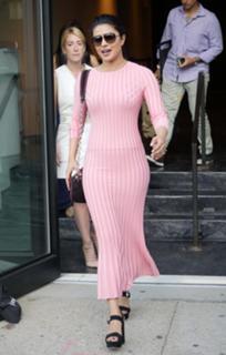 Priyanka Chopra Jonas feet photo thumbnail